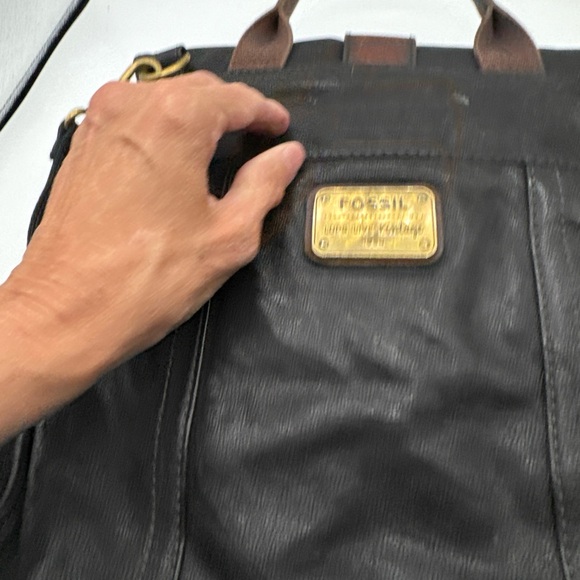 Fossil Vintage Black Leather Backpack with Brown Accents - Picture 7 of 14